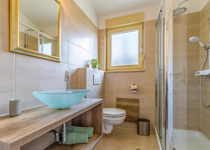 Stunning In Ferienhaus *