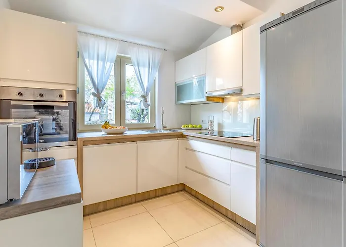 Ferienhaus Stunning In Medulin