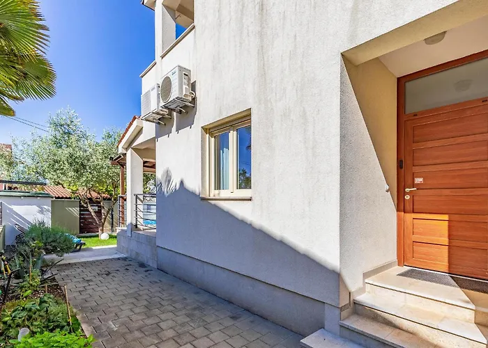 Stunning In Ferienhaus Medulin